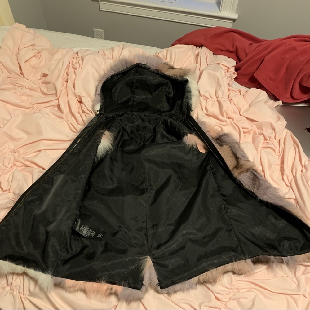 Ozlana Fox Fur and Racoon Fur Vest - Picture 6 of 8